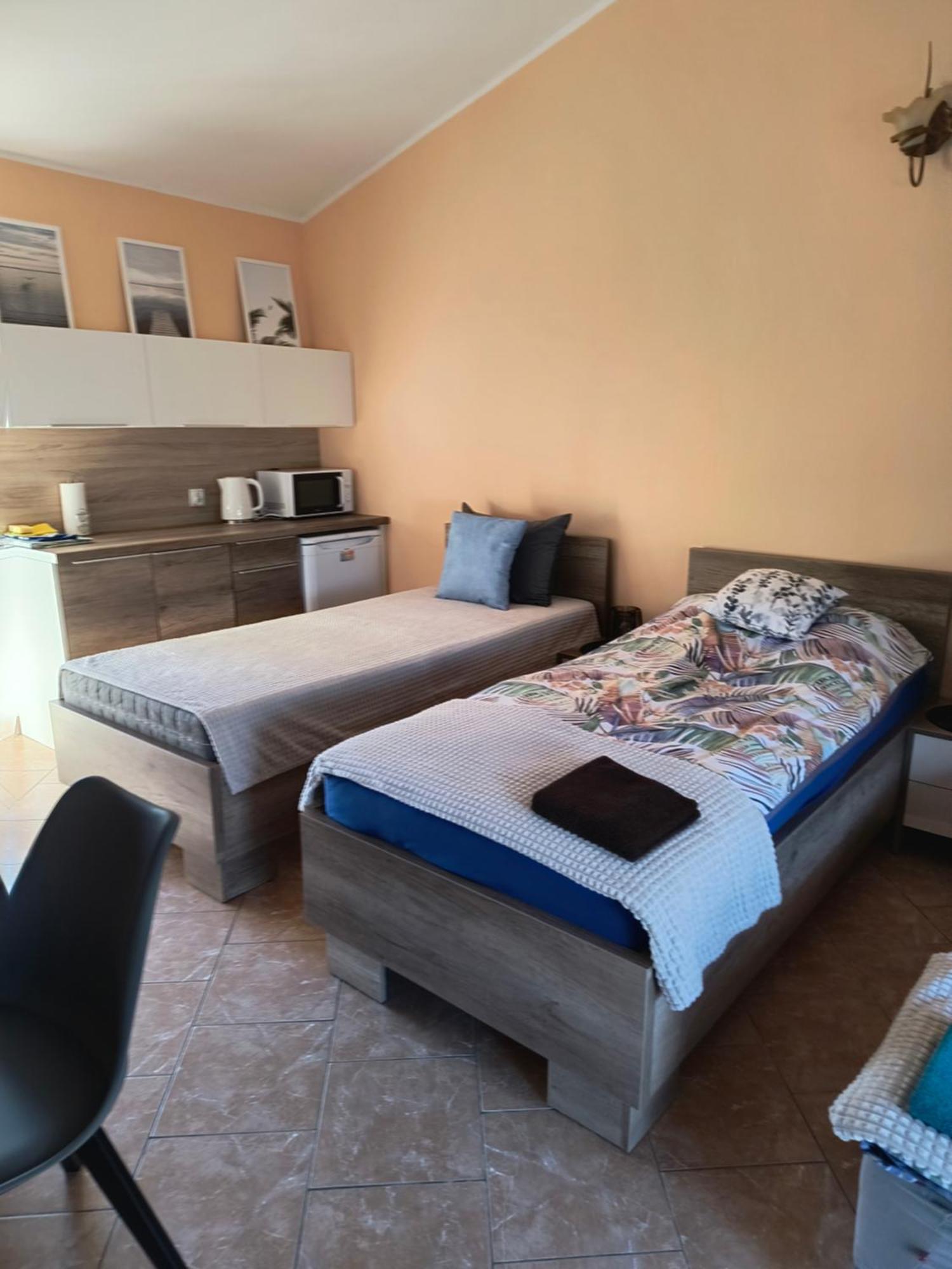 Ogrodek U Eli Apartment